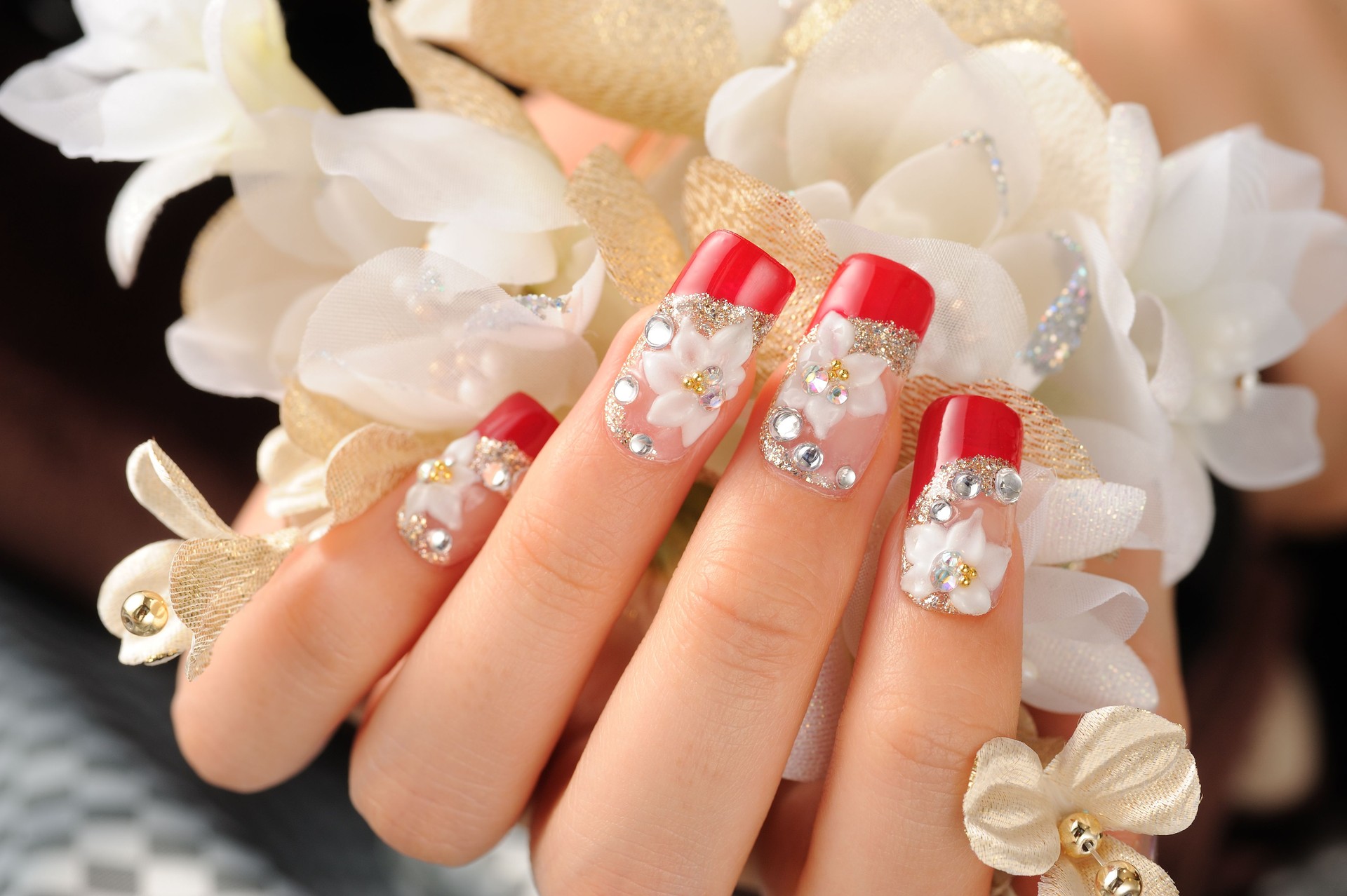 Finger nail